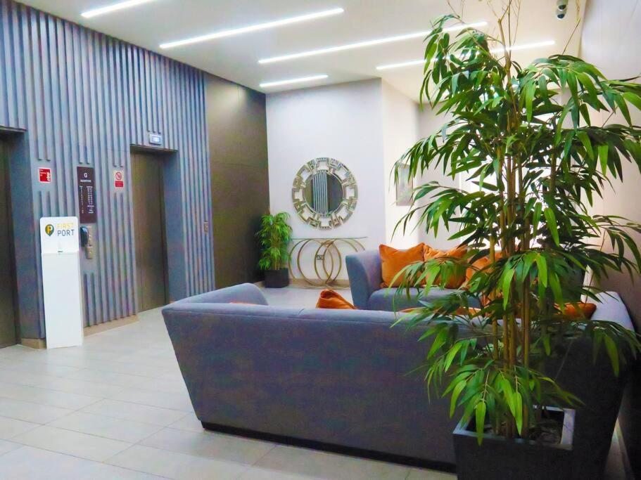Club White London Bridge One Bedroom Apartment Bagian luar foto