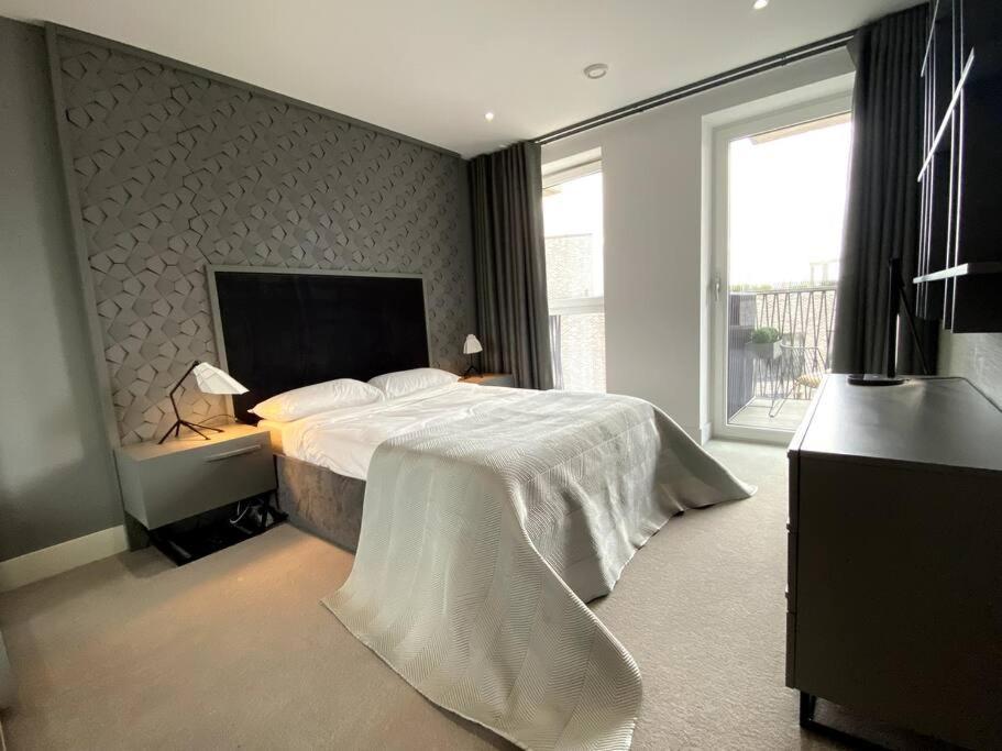 Club White London Bridge One Bedroom Apartment Bagian luar foto